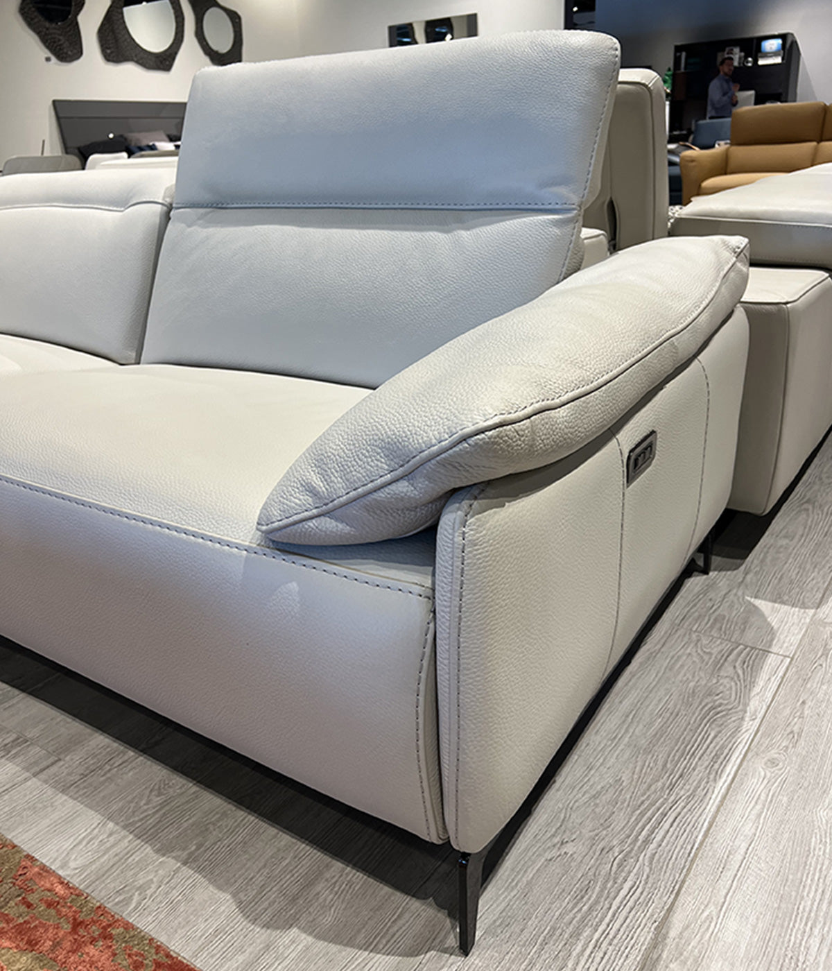 Brignac i845 Reclining Leather Sofa | Incanto - Canal Furniture