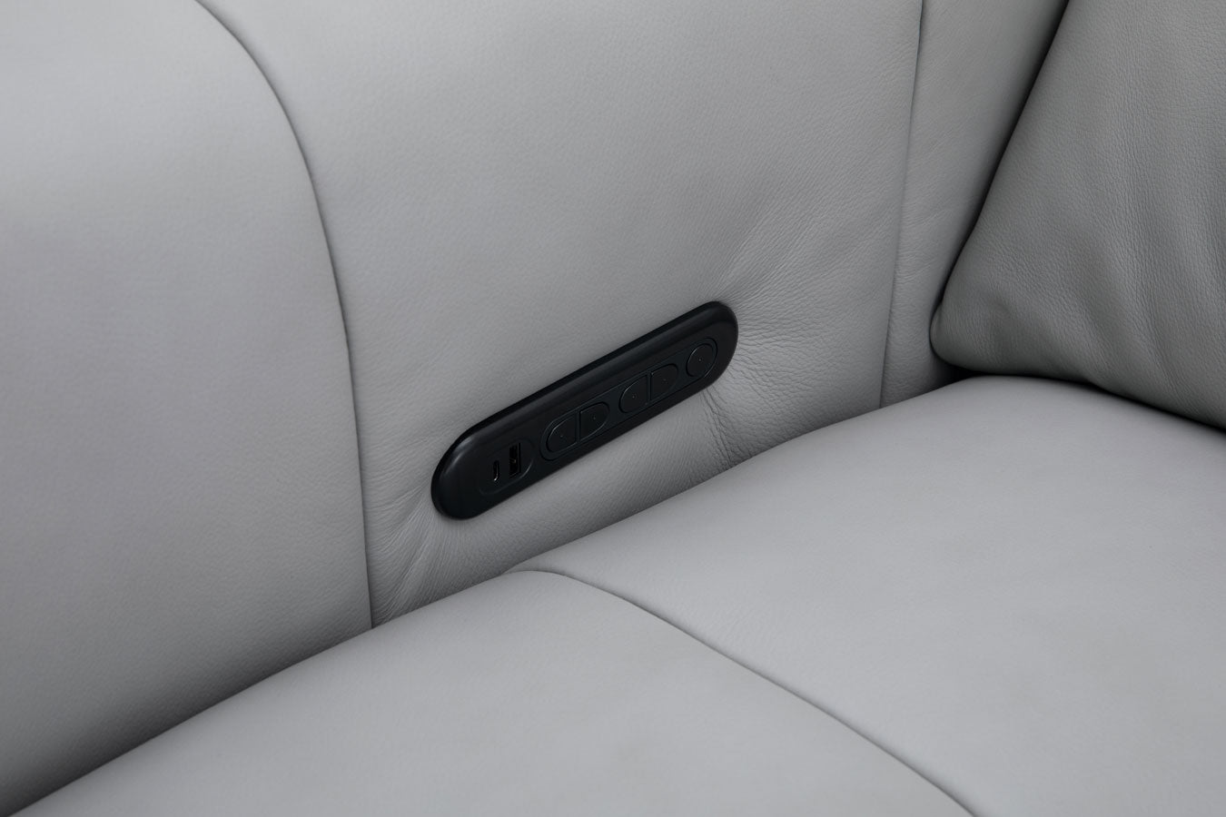 J and M Furniture Couches & Sofa Prescott Leather Sofa in Light Grey | J&M Furniture