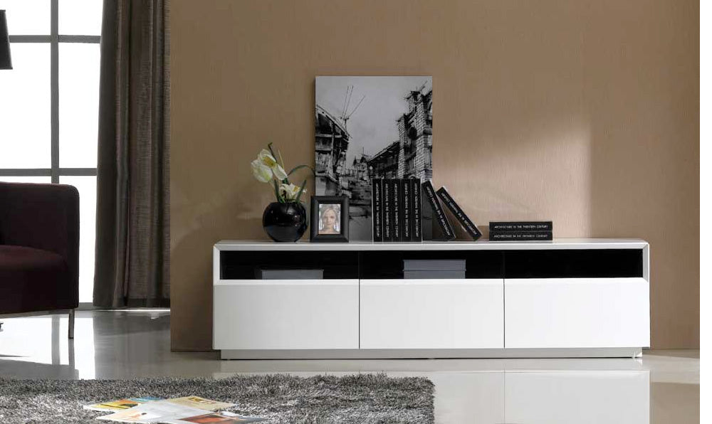 TV Stand 023 in White High Gloss | J&M Furniture - Canal Furniture