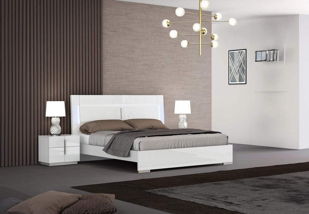 Oslo Platform Bed & Nightstand | Open Box