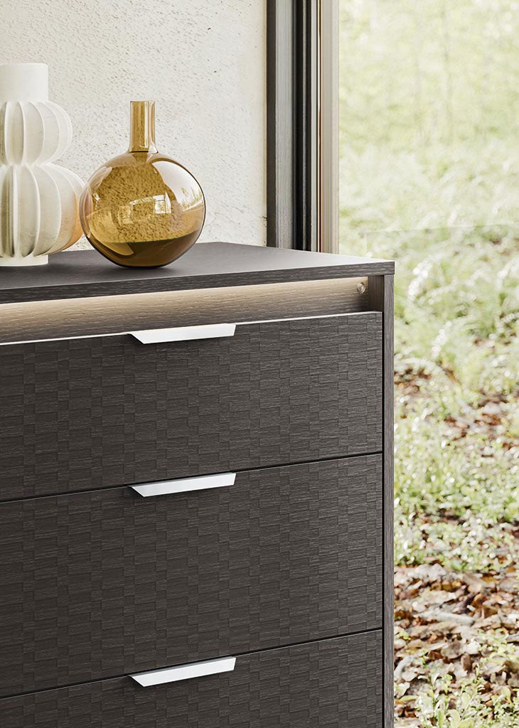 Amy Chest - Canal Furniture