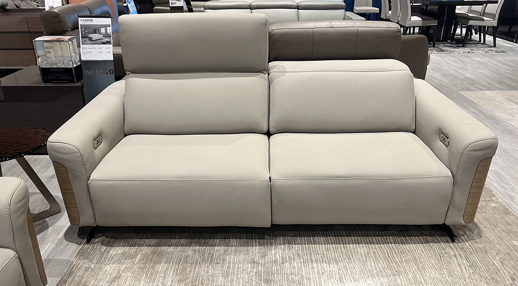 Incanto Italian Attitude Loveseat i803 Leather Loveseat | Incanto