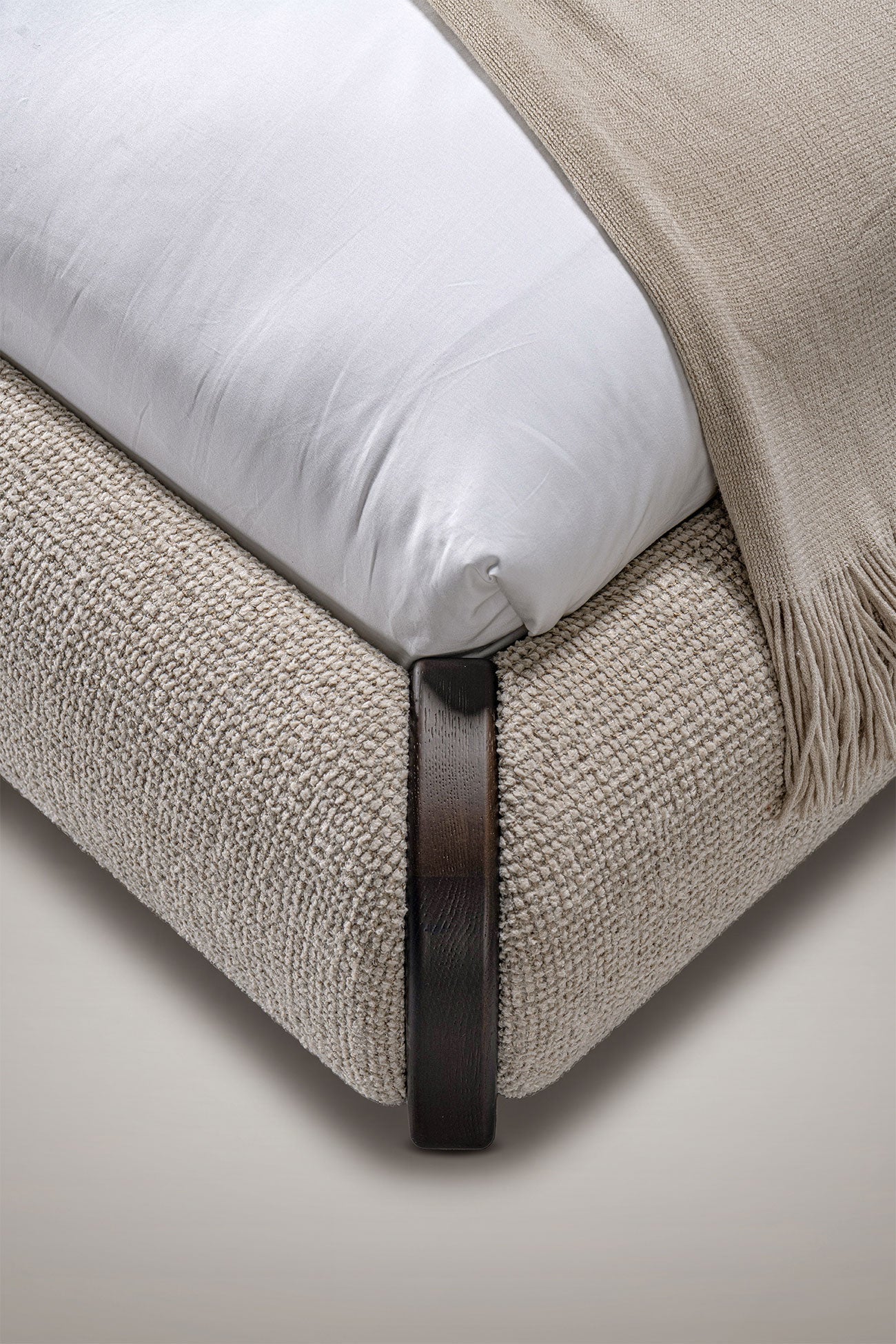 J and M Furniture Bed Nido Upholstered Modern Bed