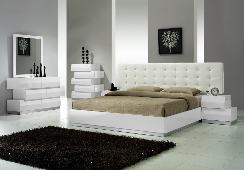 J and M Furniture Chest Milan Chest in White