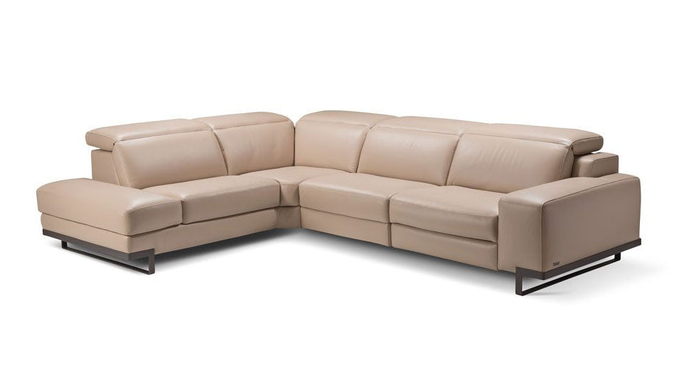 J and M Furniture Couches & Sofa Fellini Reclining Leather Sectional | J&M Furniture