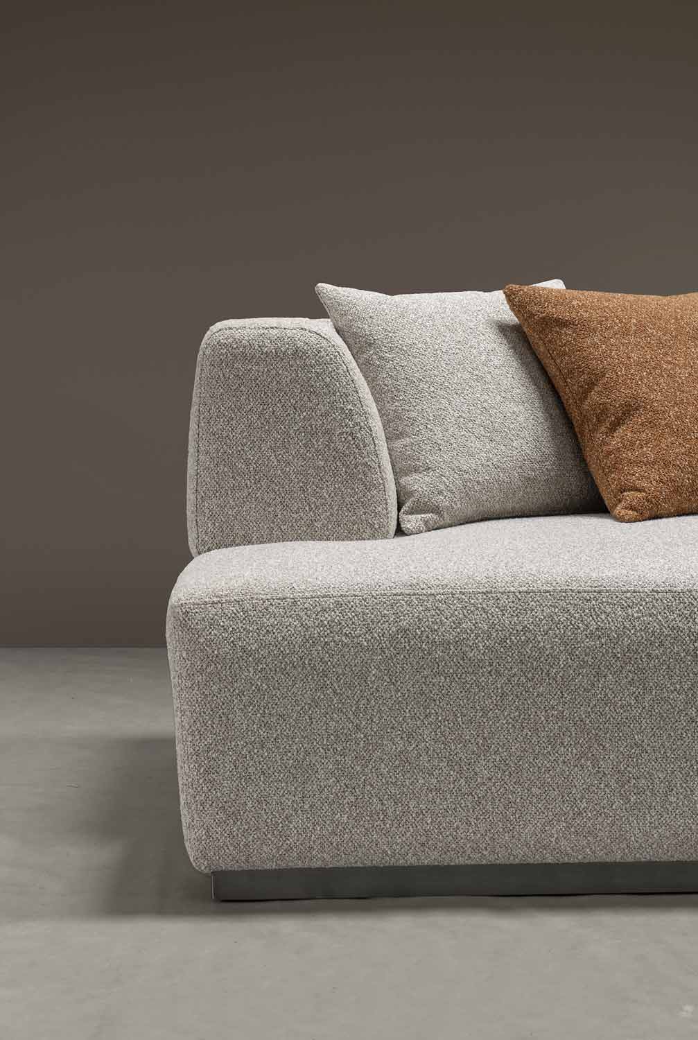 J and M Furniture Couches & Sofa HF5566 Modern Sectional in Grey | J&M Furniture
