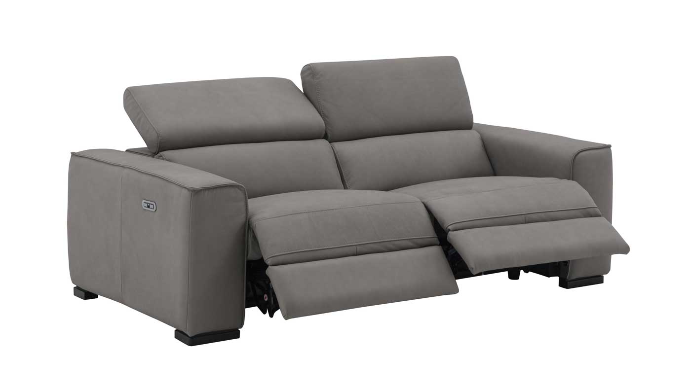 J and M Furniture Couches & Sofa Picasso Leather Power Reclining Loveseat with Dual Motor & USB