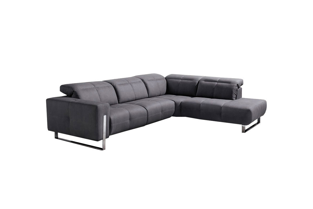J and M Furniture Couches & Sofa Right Hand Facing Chaise Plaza Leather Sectional | J&M Furniture
