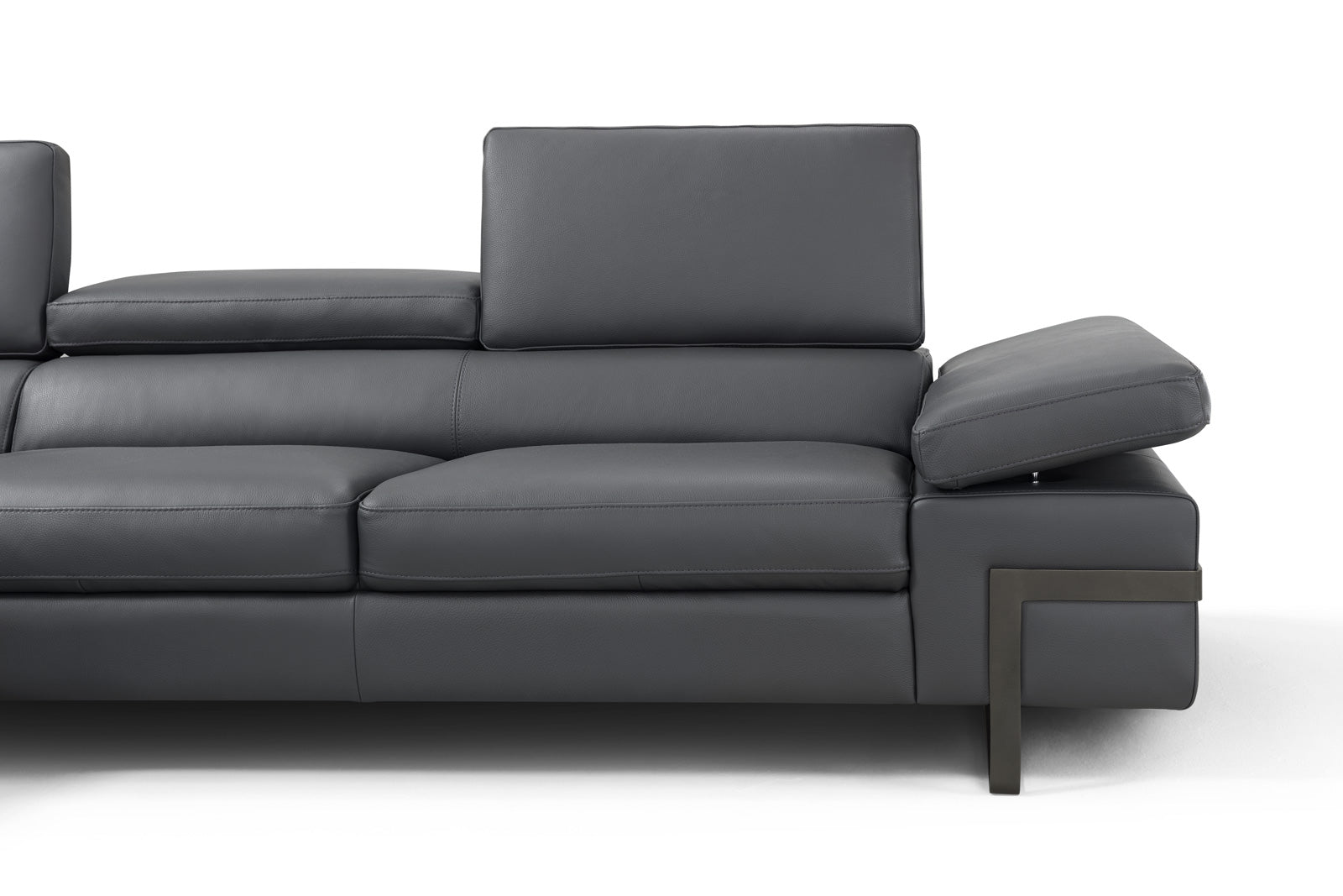 J and M Furniture Couches & Sofa Rimini Italian Leather Sectional in Dark Grey (i867)