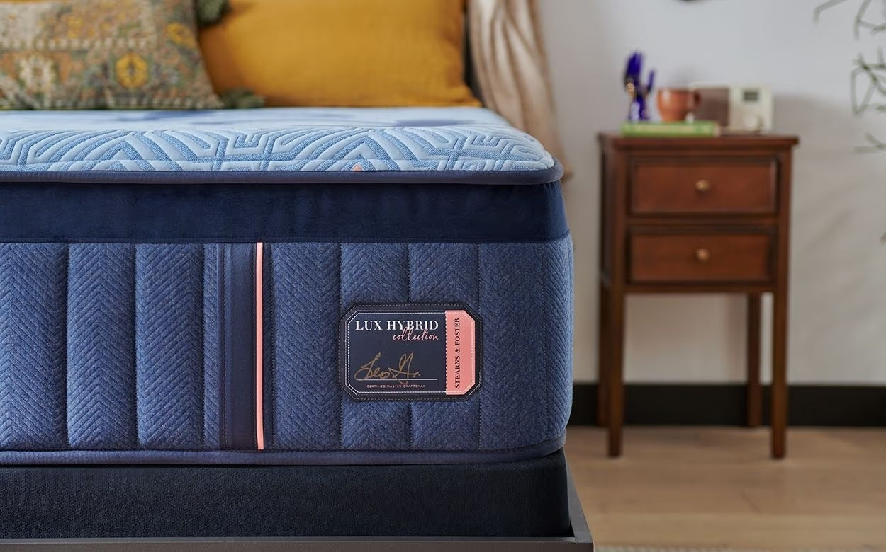 Lux Hybrid Medium | Stearns & Foster - Canal Furniture