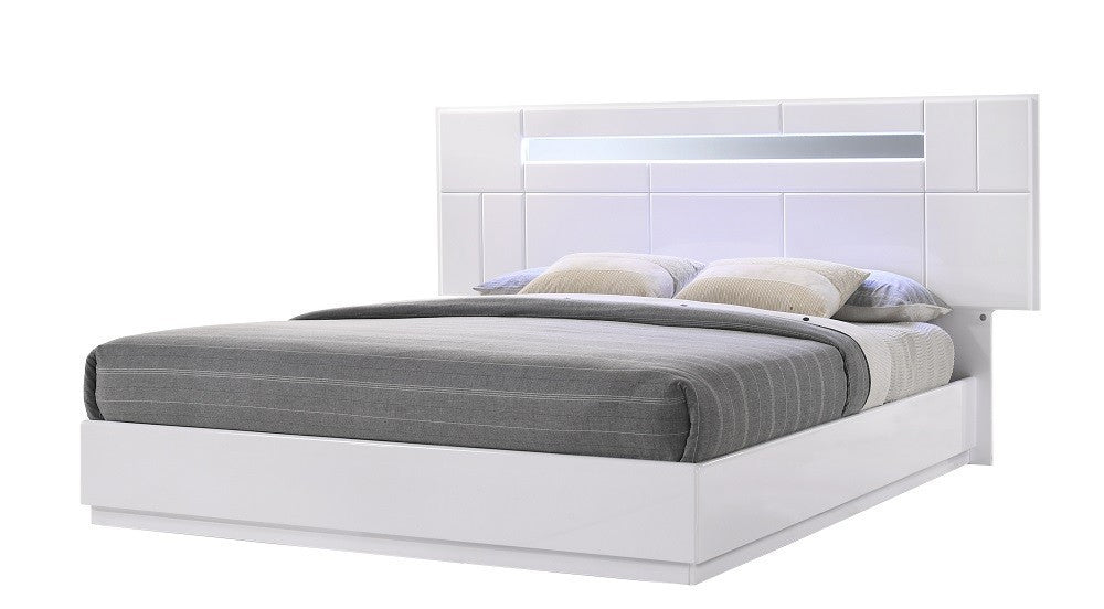 Palermo Bed in White | J&M Furniture - Canal Furniture