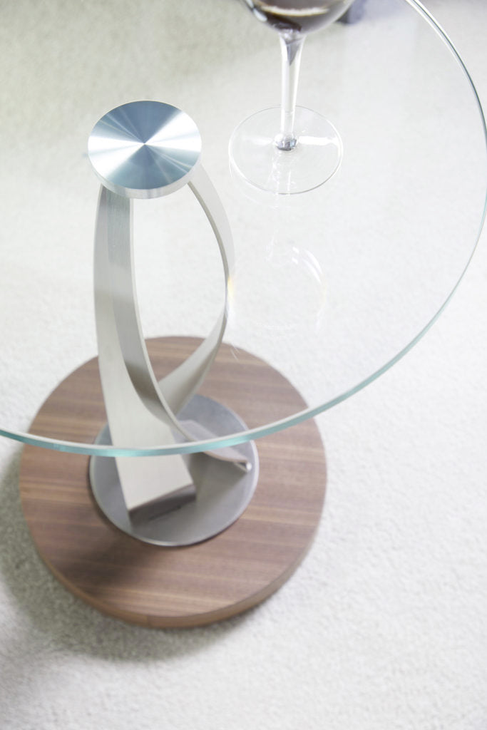 Gigi 270 Accent Table | Elite Modern